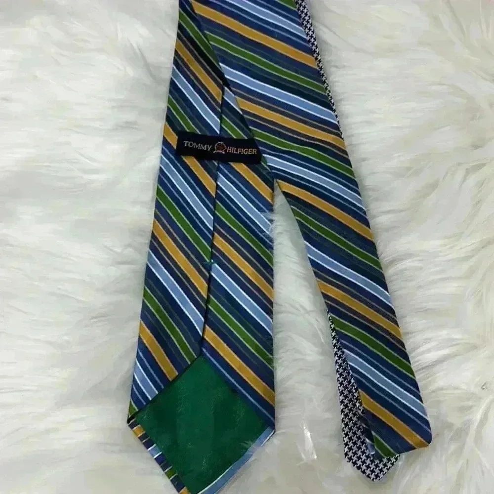 Tommy Hilfiger Two Color Tie